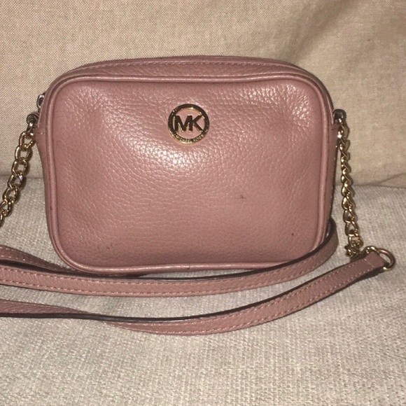 MICHAEL Michael Kors Handbags - 🌷HP🌷Michale Kors Ginny Crossbody